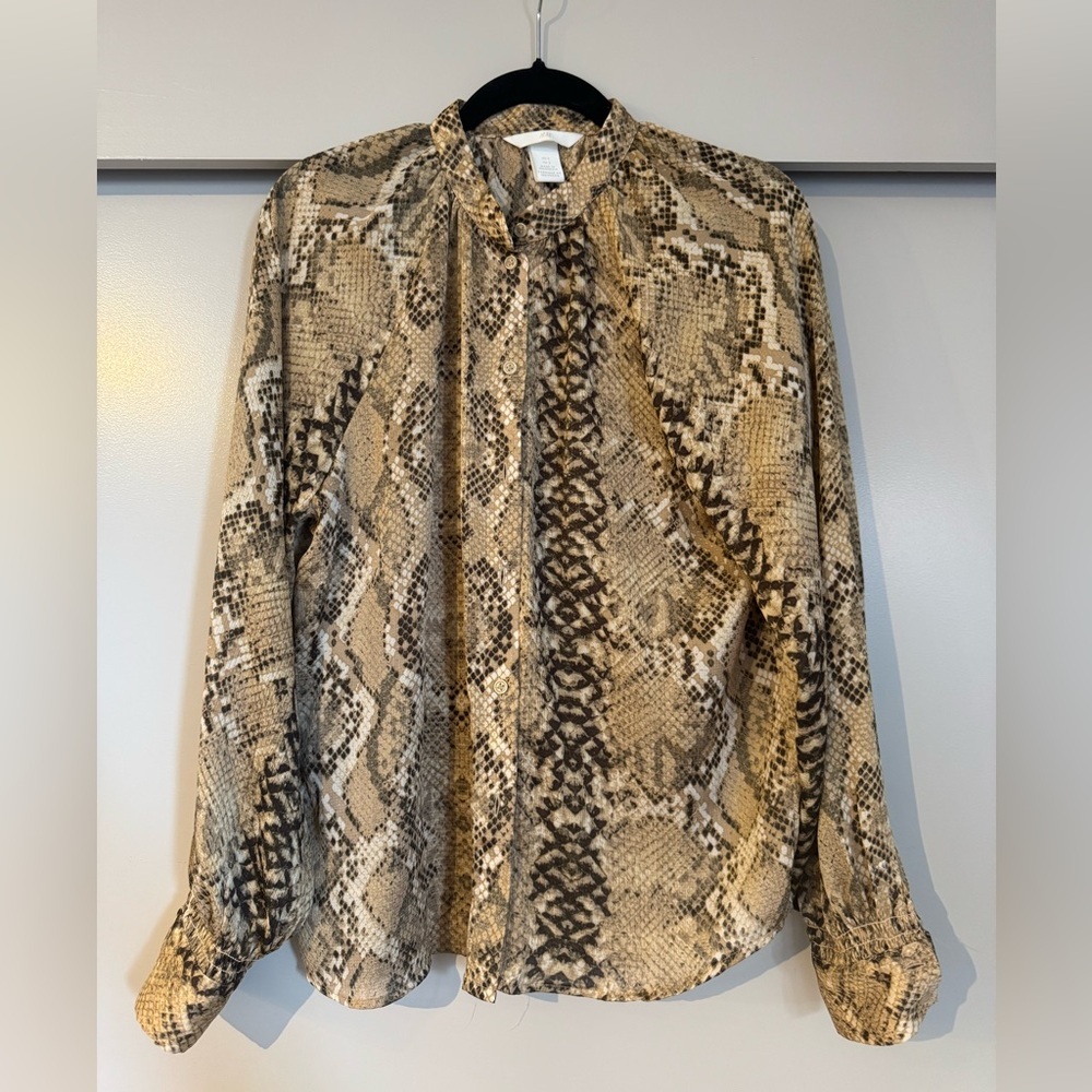 H&M Snakeprint Long Sleeve Button Down Blouse (Size 4)